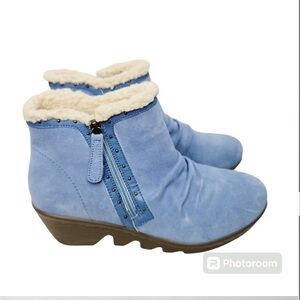 Skechers Wide Fit Blue Leather Memory Foam Studded Sherpa Wedge Heel Ankle Boots